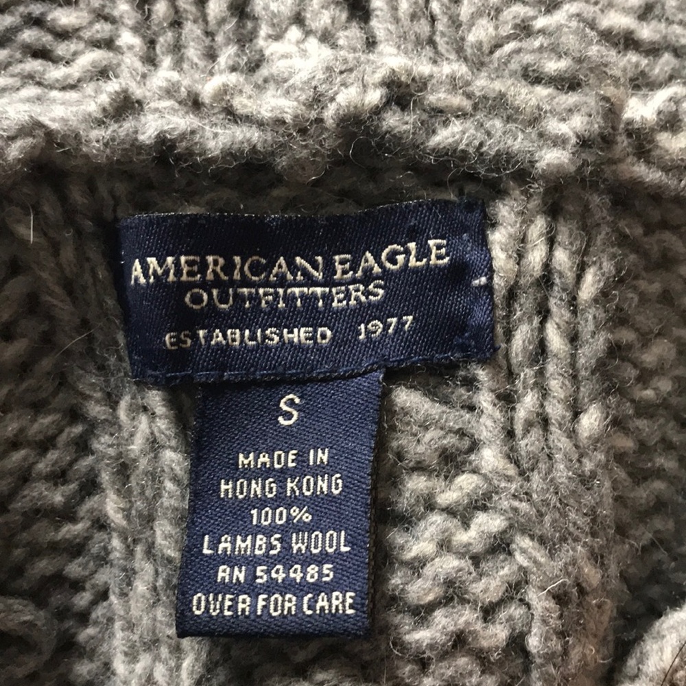 American Eagle wool sweater